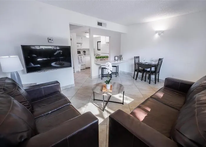 Apartment 202 Fully Furnished, Wifi Included Scottsdale