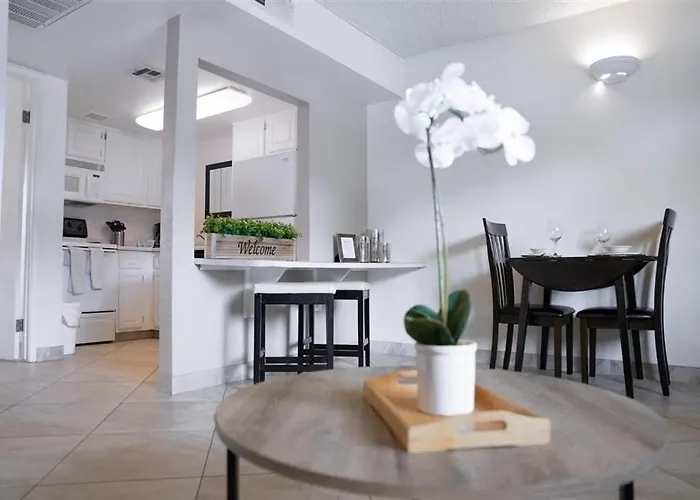 Apartment 202 Fully Furnished, Wifi Included *